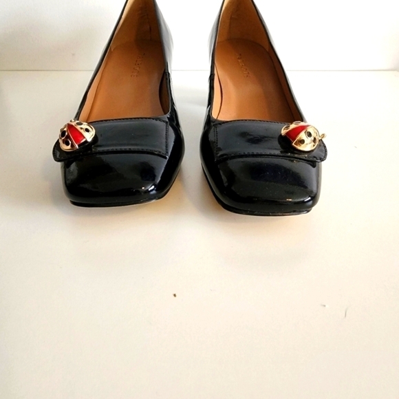 Talbots Patent Leather Pumps - Picture 2 of 9